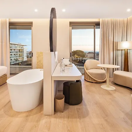 Hotel Castelo 4*