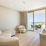 Castelo 호텔 4*